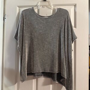 Zenana black/white stripe top L/XL